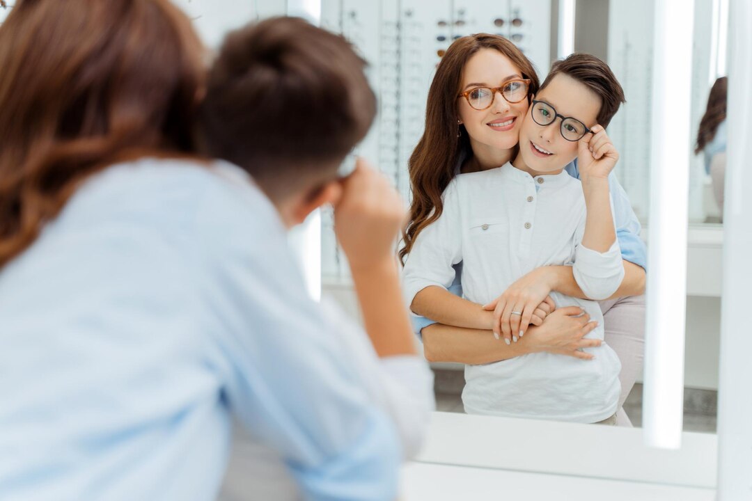 Consulta oftalmológica para niños con especialista en salud visual